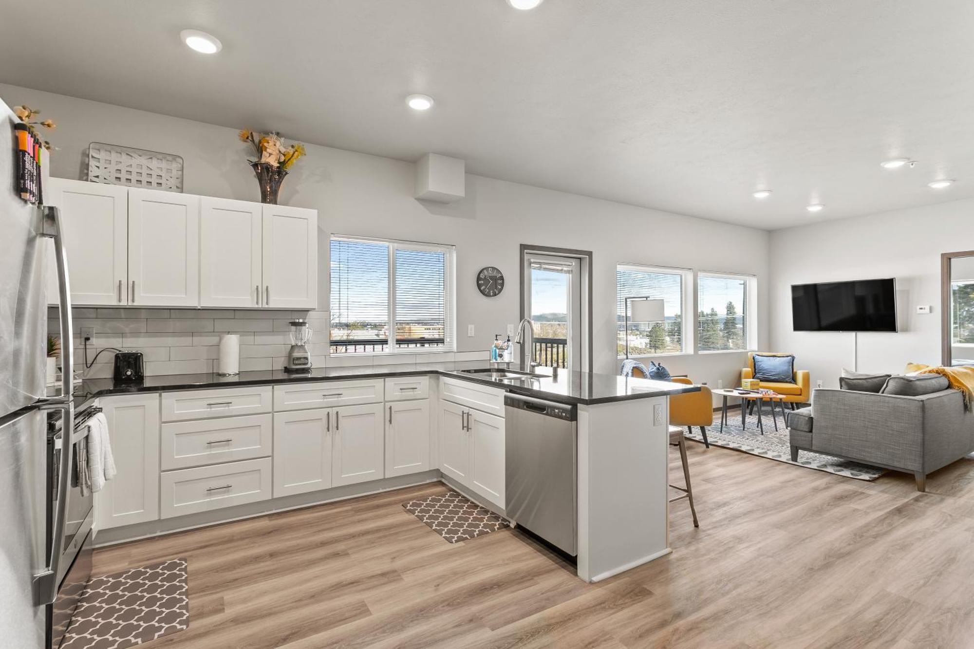 New 2 Bed 2 Bath Near Perry Dist And Downtown Apartment Spokane Exterior photo